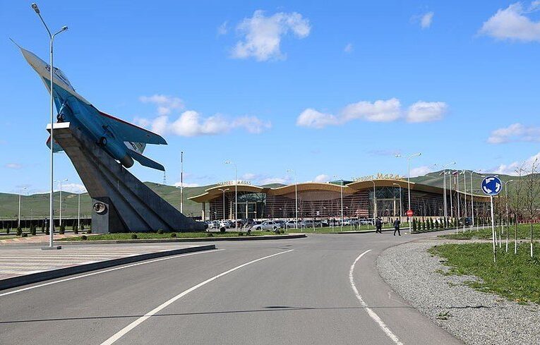 В аэропорту Ингушетии сообщили об установлении временного режима использования воздушного пространства
