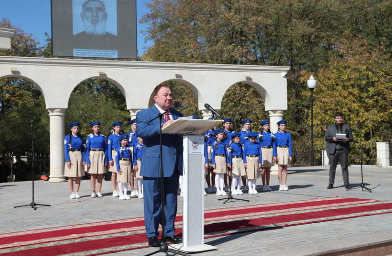 В городе воинской славы Малгобеке Ингушетии торжественно открыли реконструированный памятник-мемориал