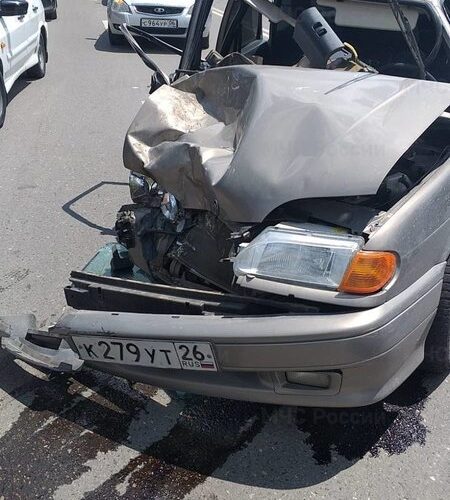 Три человека пострадали при столкновении двух автомобилей в Ингушетии