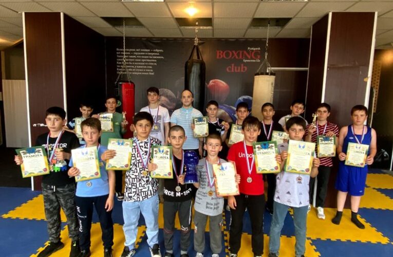 Юные спортсмены Ингушетии добились яркой победы на открытом турнире по боксу в Пятигорске